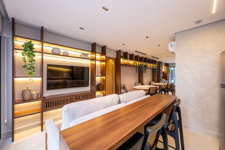 High Standard at Opys Gyro @Bueno with Exclusive Rooftop