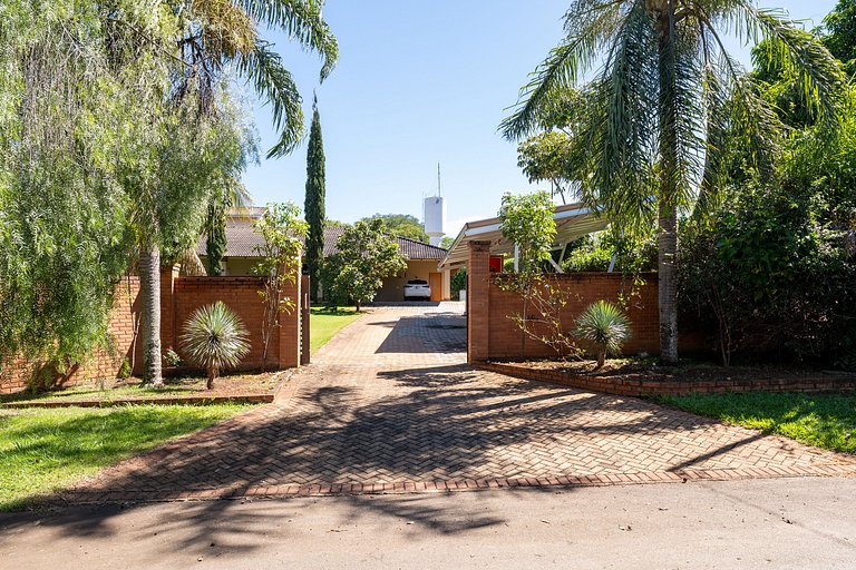 Chácara de luxo perto GP Motors Goiânia