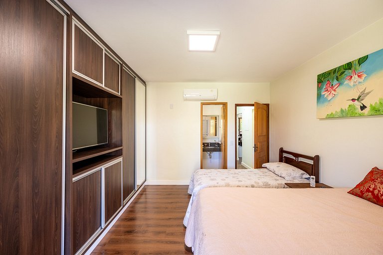 Little Heaven Corner Paradise Exists Swimming Pool Kiosk