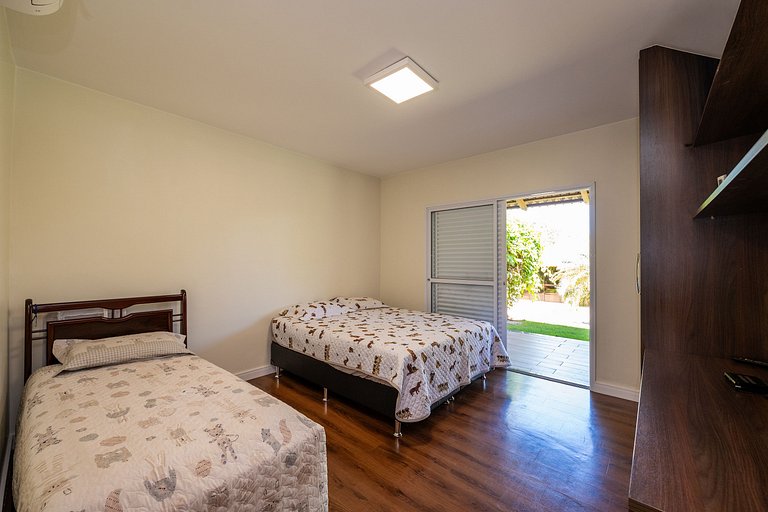 Little Heaven Corner Paradise Exists Swimming Pool Kiosk