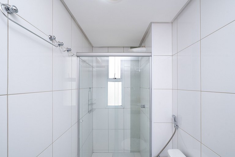 Apartamento 2 quartos com conforto, condomínio com piscina,