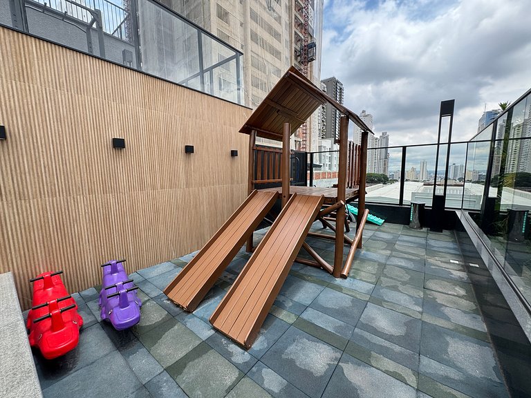 Hub Compact Life no Setor Bueno | Cond. com Piscina | Roofto