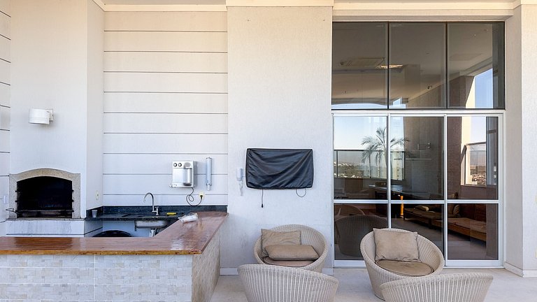 #301 Cond. c/ Piscina| Garagem| Vista incrível Rooftop
