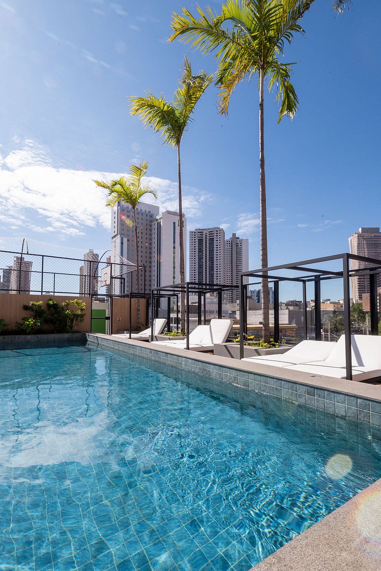 Hub Compact Life no Setor Bueno | Cond. com Piscina | Roofto