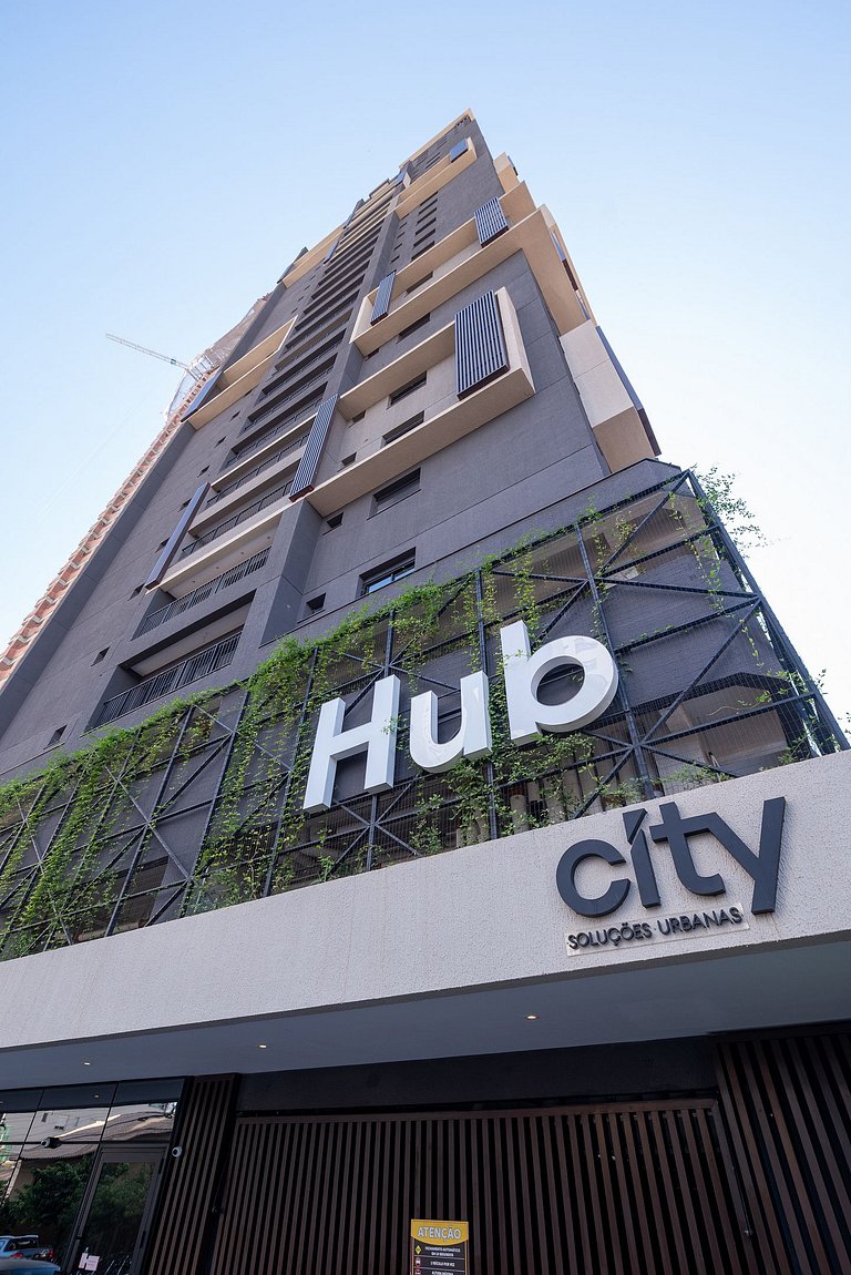 Hub Compact Life no Setor Bueno | Cond. com Piscina | Roofto