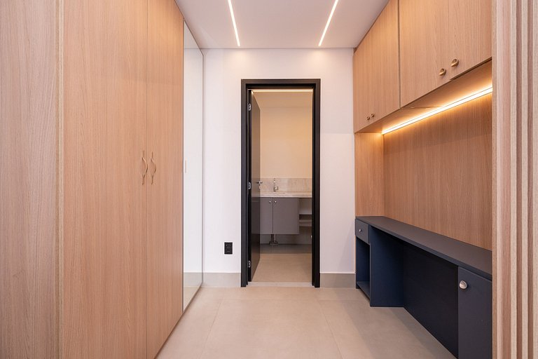 Premium Studio at Hub Bueno | Rooftop, Pool and View