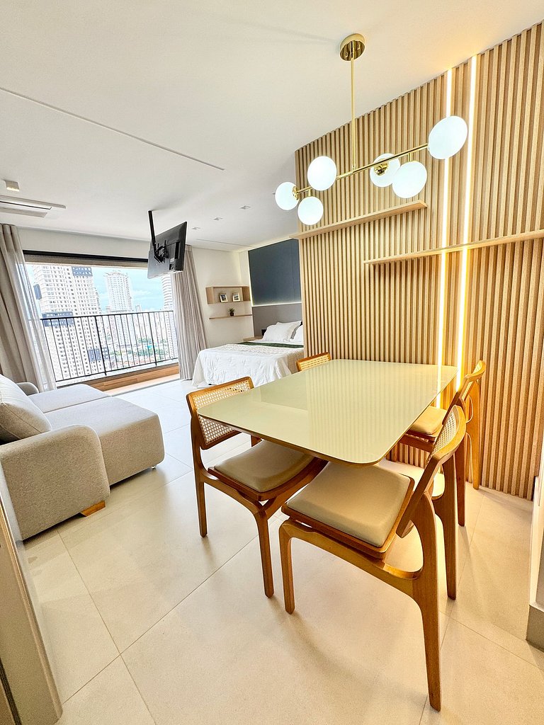 Premium Studio at Hub Bueno | Rooftop, Pool and View