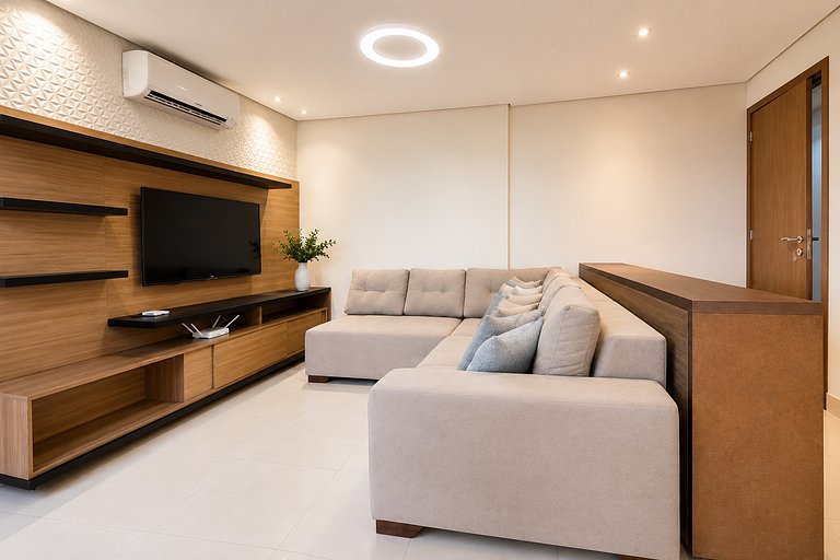 Apartamento 2Q premium c/ Wi-Fi e garagem | Setor Bueno