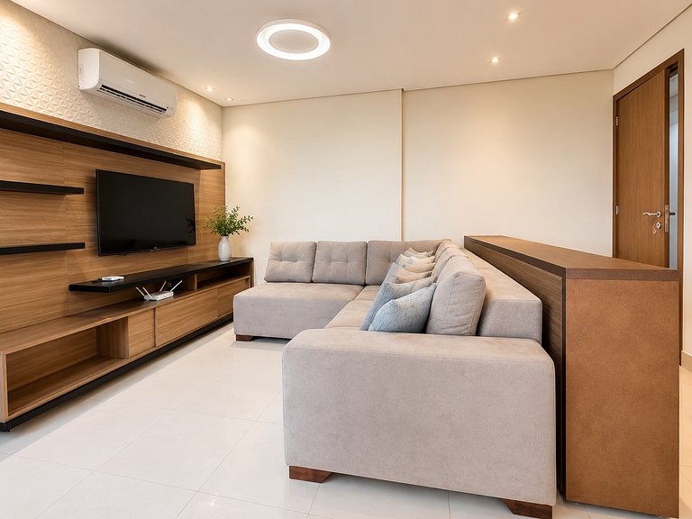 Apartamento 2Q premium c/ Wi-Fi e garagem | Setor Bueno
