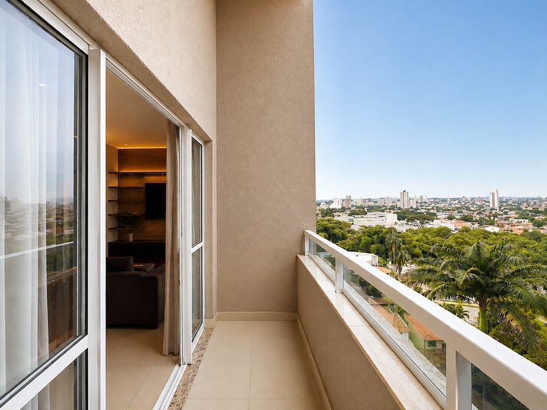Apartamento duplex com varanda no Setor Bueno