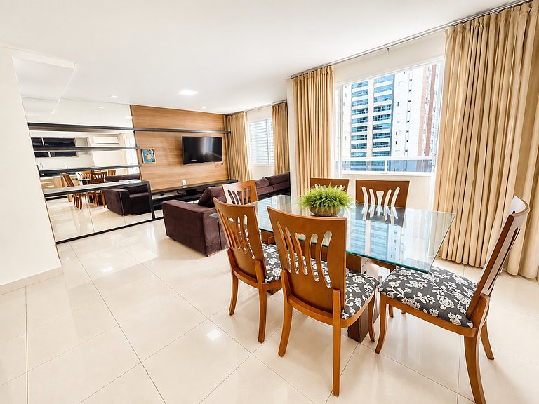 Apartamento duplex com varanda no Setor Bueno