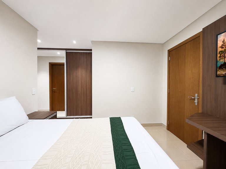 Apartamento duplex com varanda no Setor Bueno