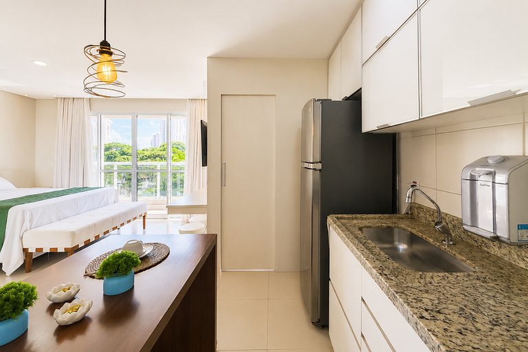 Very cozy. Condo with a view, pool, gym