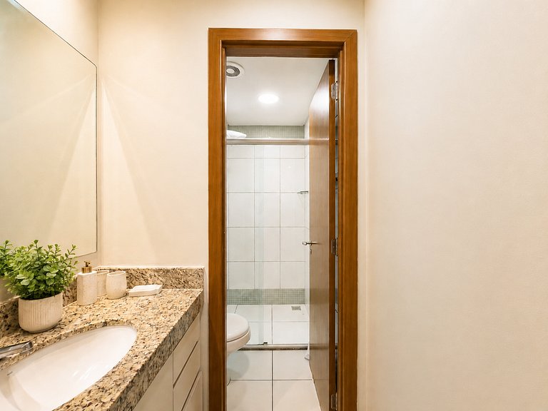 Very cozy. Condo with a view, pool, gym