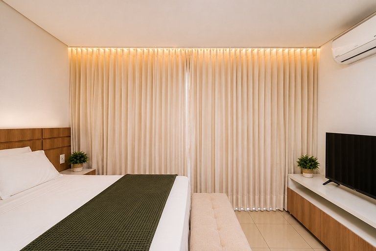 Flat novo em Cond. com piscina, no Setor Bueno |THP0605