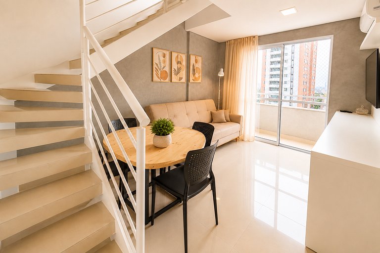 Duplex no Bueno | Próx. Órion e Parque Vaca Brava