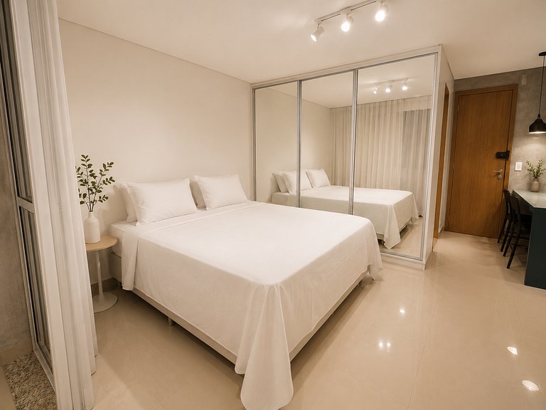 Vista Panorâmica | Cama king • Wi-Fi • Ar • Smart TV#1706