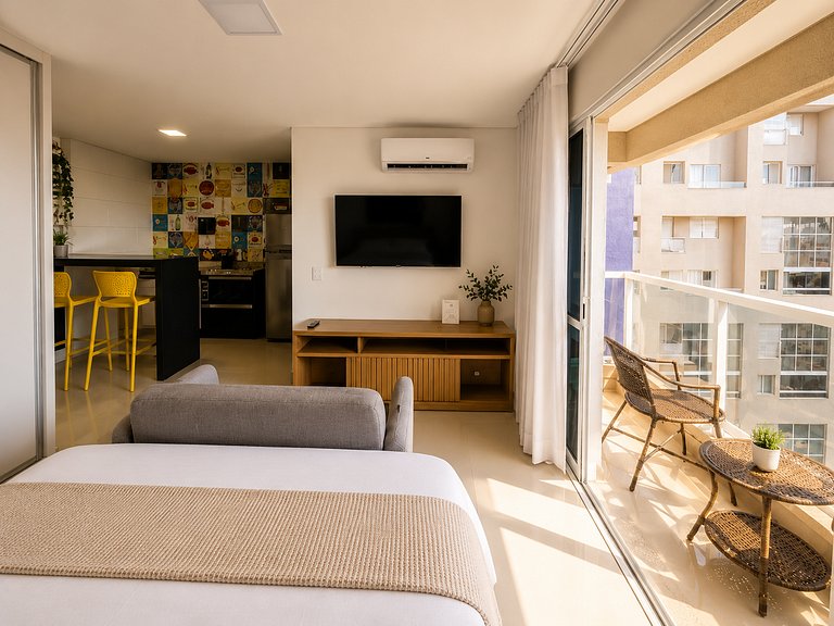 Furnished flat with balcony, Setor Bueno #606