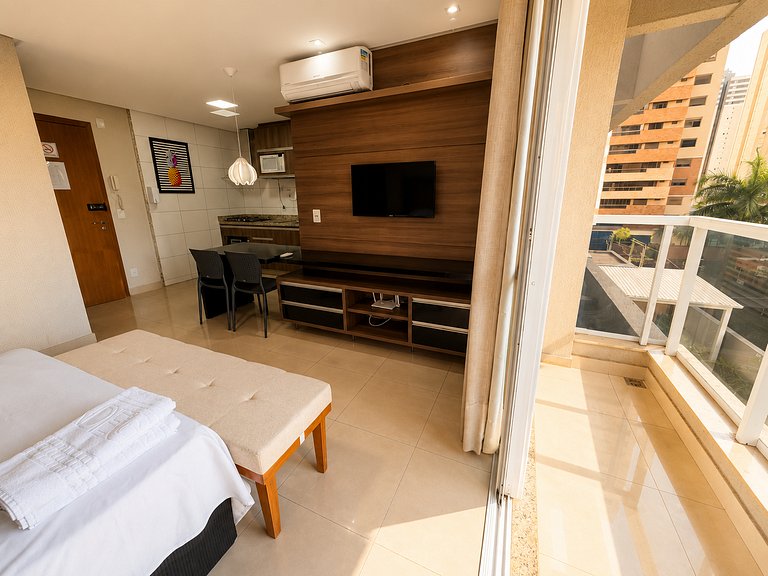 Flat em Cond. com piscina, Setor Bueno | Próx Orion #207