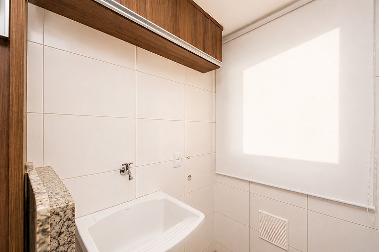 Apartment in gated community with pool, Setor Bueno | Near O