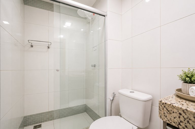 Apartment in gated community with pool, Setor Bueno | Near O
