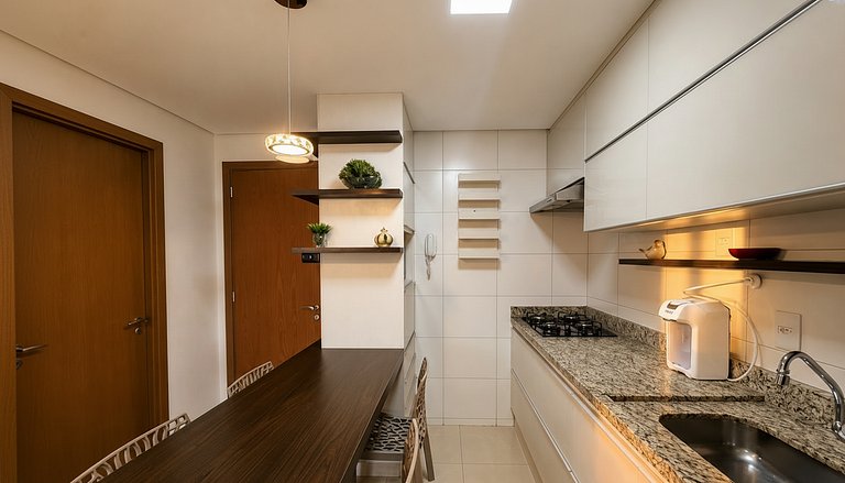 Studio in Bueno | High Floor with View and Parking
